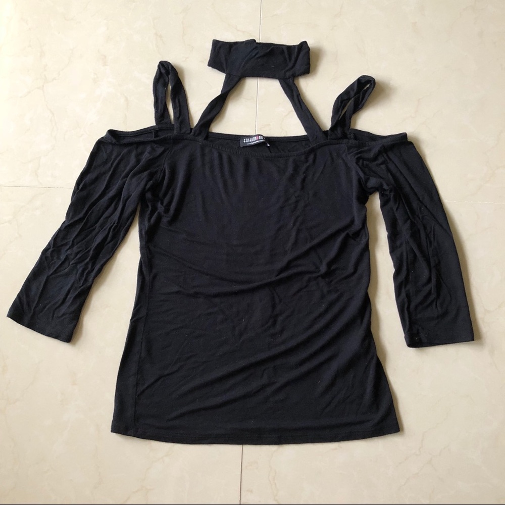 Fashion Nova off shoulder black top L